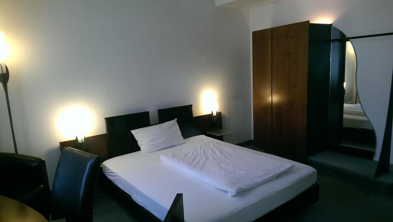 Sweet Dream Hostel & Pension - Self Check-In Güstrow Zewnętrze zdjęcie